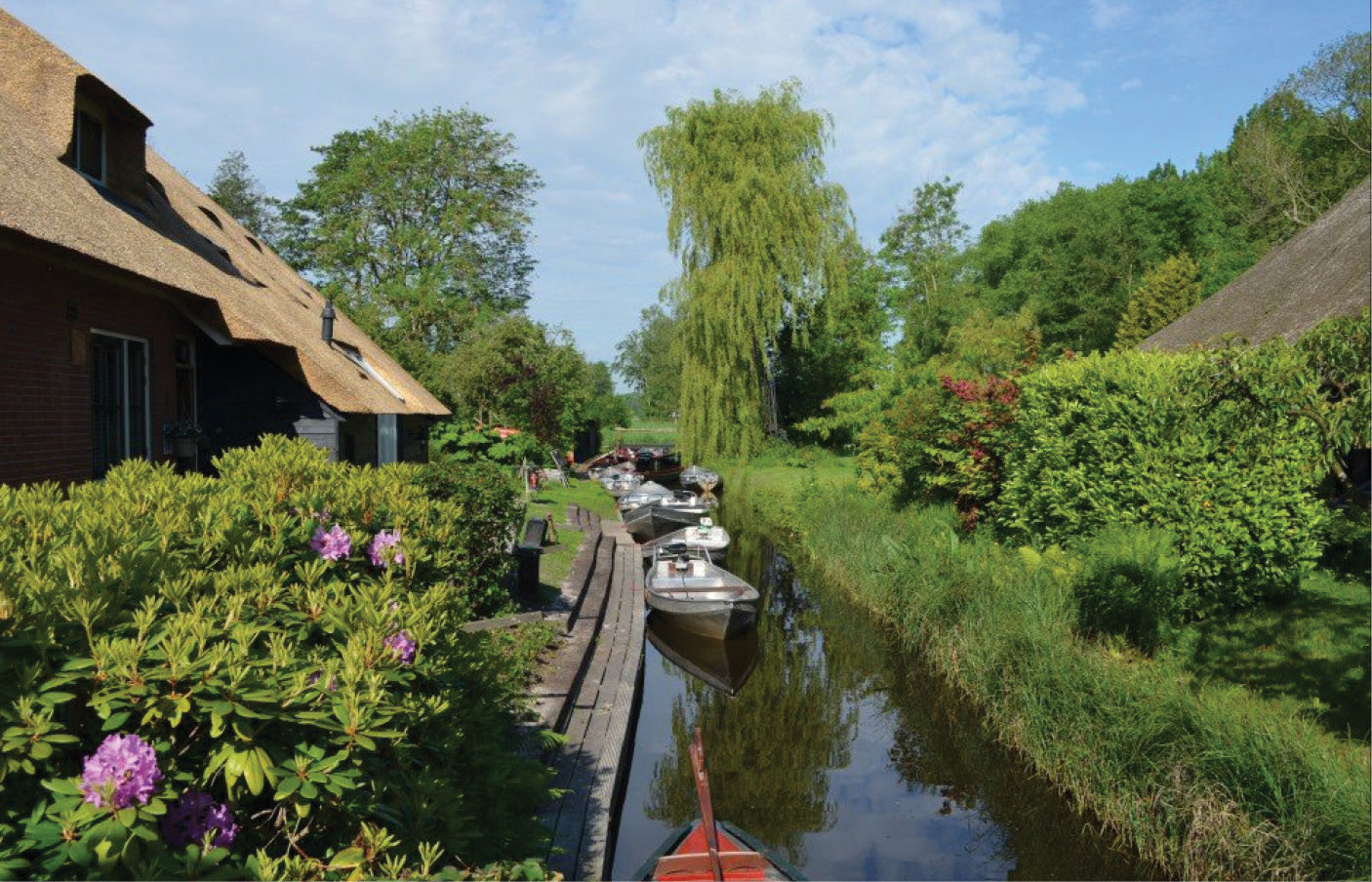 યુરોપના સાયલન્ટ વિલેજ ‘ગિથૂર્ન’ની ખામોશ દુનિયા, આધુનિકતાની દોડ વચ્ચે જળવાયેલી કુદરત 6 - image