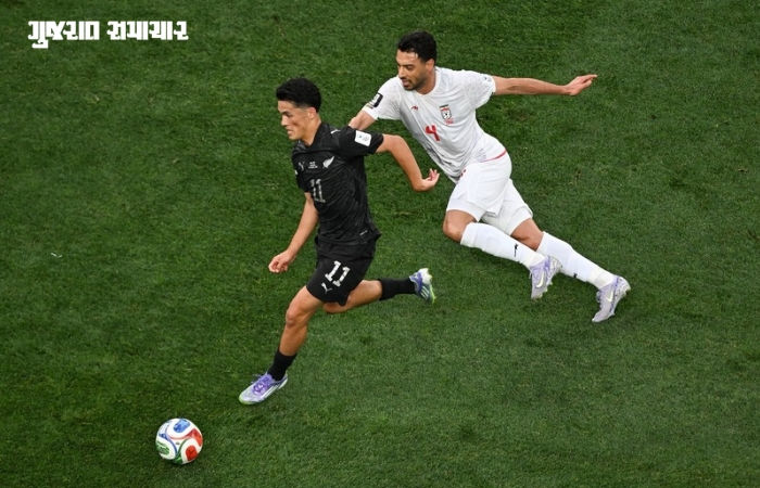 FIFA 2026: ફૂટબોલના ઇતિહાસમાં 68 વર્ષ બાદ બન્યો અદ્ભૂત રેકોર્ડ, એક જ દિવસની ચારેય મેચો થઈ ડ્રો! 1 - image