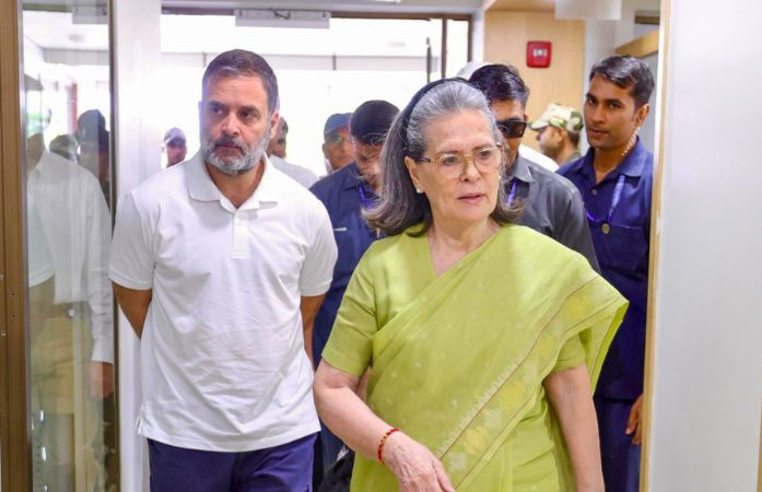 નેશનલ હેરાલ્ડ કેસમાં ગાંધી પરિવારને રાહત, કોર્ટે પૂછ્યું- CBIએ ગુનો જ નથી નોંધ્યો તો શેની તપાસ? 1 - image