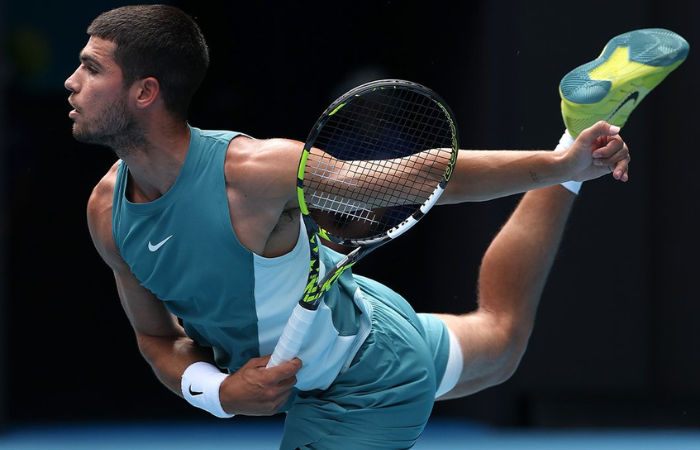 Aus Open: Alcaraz reaches quarterfinals after Draper retires 