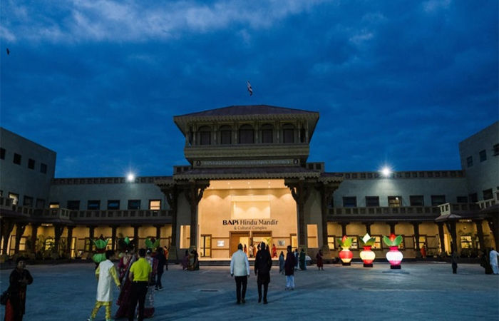 દ.આફ્રિકામાં ભક્તો માટે સૌથી મોટું હિન્દુ મંદિર ખુલ્લું મૂકાયું, 14.5 એકરમાં બન્યું છે, જાણો તેની વિશેષતા 1 - image