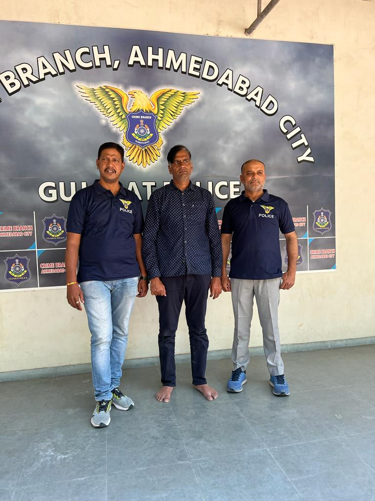 કિરણ પટેલના ત્રણ બેંક એકાઉટન્ટ મળી આવ્યાઃ કરોડોના વ્યવહારની આશંકા 1 - image