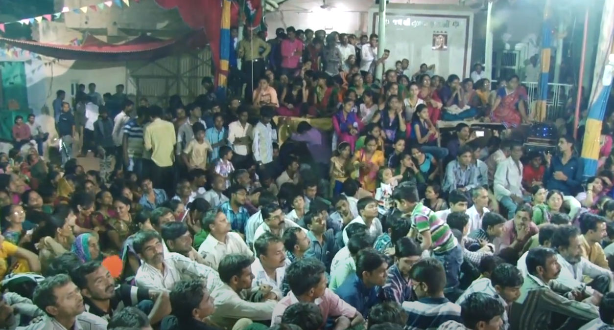 નવરાત્રિમાં જાતર ભવાઈ દ્વારા આદ્યશક્તિની ભકિત, ઝાલાવાડના લીલાપુરે જાળવી રાખી 125 વર્ષ જૂની આધ્યાત્મિક પરંપરા 6 - image