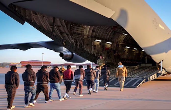 અમેરિકામાં 18 હજાર નહીં સાત લાખ ગેરકાયદે ભારતીયો હોવાનો દાવો! ટ્રમ્પના આદેશ બાદ ખતરો વધ્યો 1 - image