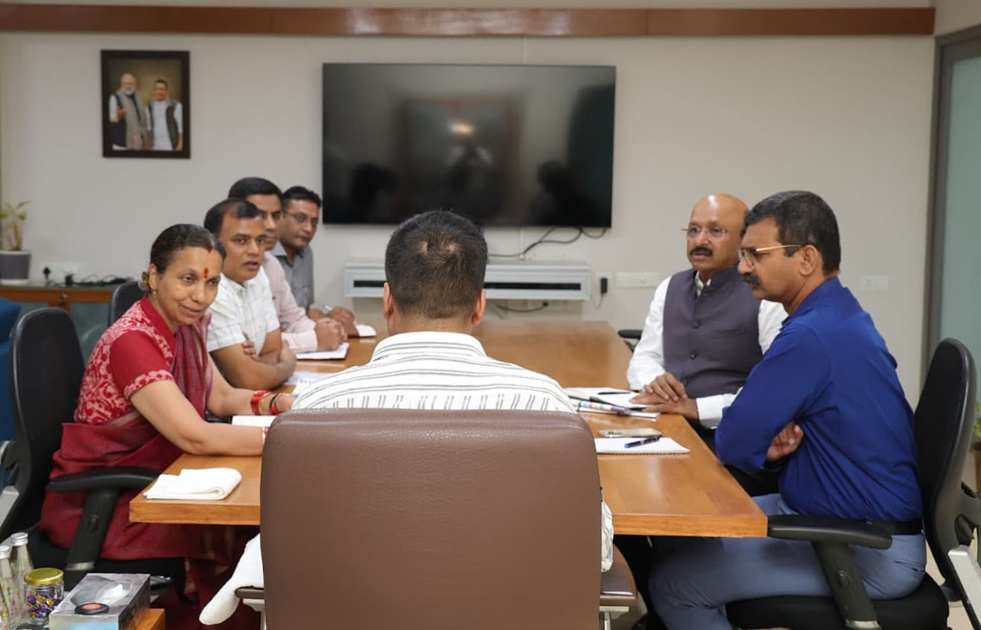 ગુજરાતના 18 જિલ્લામાં આવતીકાલે સાંજના 4થી 8 વાગ્યા સુધી યોજાશે મોક ડ્રીલ, 7:30 વાગ્યે લાઈટો બંધ કરવાની રહેશે: હર્ષ સંઘવી | Gujarat 7 may 2025 Mock drill and ...