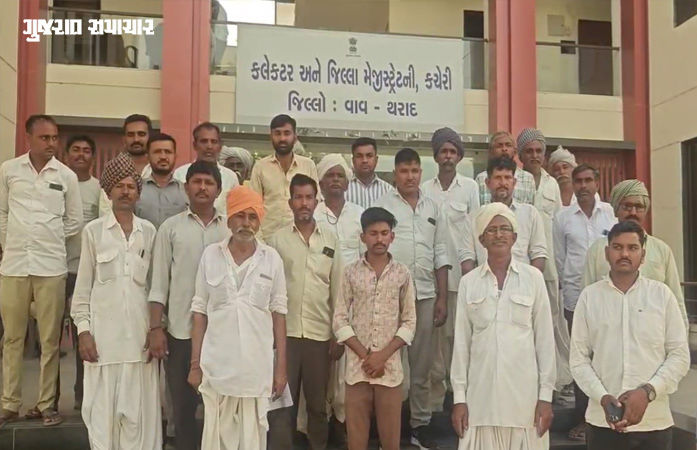 પાકો રોડ નહીં બને ત્યાં સુધી ગામનો કોઈપણ વ્યક્તિ નહીં કરે મતદાન; વાવ-થરાદના સરદારપુરા ગામે ચૂંટણી બહિષ્કાર! 1 - image