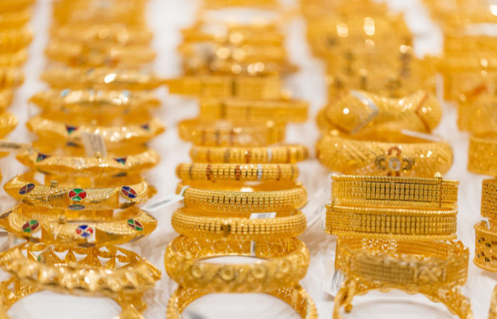 વેનેઝુએલા પર અમેરિકાના હુમલાની સોના-ચાંદીની કિંમતો પર શું અસર થશે? જાણો એક્સપર્ટ્સની સલાહ 1 - image