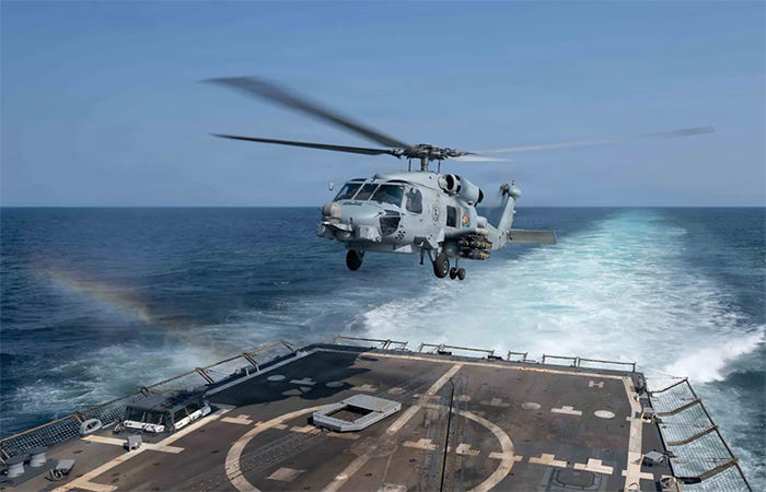 અમેરિકાની નાકાબંધીથી ઇરાનને રોજનો રૂ.4000 કરોડનો ફટકો, હોર્મુઝ બ્લોક કરવા US એ 10000 સૈનિક ખડક્યા 1 - image