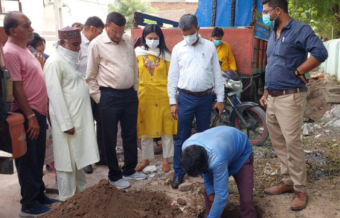 કલોલમાં કોલેરાગ્રસ્ત વિસ્તારમાંથી વધુ 18 શંકાસ્પદ કેસ મળ્યા, કુલ આંકડો 116 પર પહોંચ્યો 1 - image