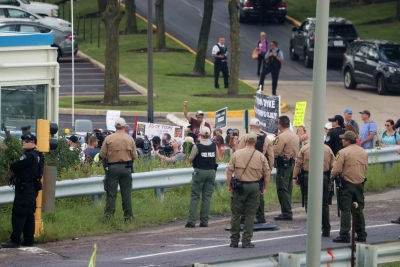 11 injured in US mass stabbing at Walmart store, suspect in custody
