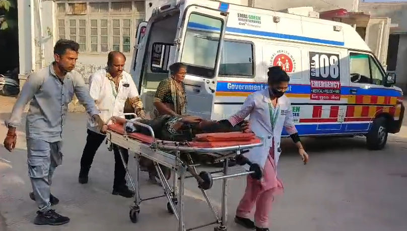 અમરેલી: સાવરકુંડલાના સેંજળ પાસે બોલેરો પલટી જતાં સર્જાયો અકસ્માત, એકનું મોત, 23 ઈજાગ્રસ્ત 3 - image