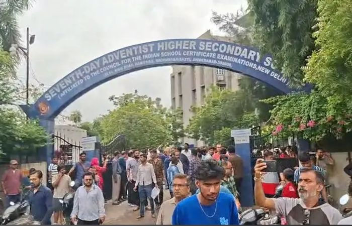 Seventh Day Adventist School murder E learning for students over 200 schools shut in Ahmedabad