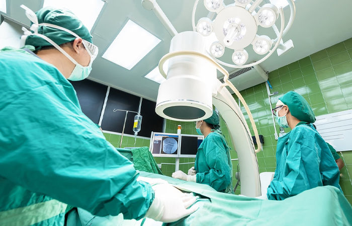 આંધ્રપ્રદેશમાં મોટું કાંડ! સરકારી હોસ્પિટલમાં જ ઓક્સિજન ખૂટી પડતાં 8 દર્દીના શ્વાસ રૂંધાતા મોત 1 - image