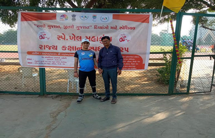 થાનના દિવ્યાંગ રત્નએ ગોળા ફેંકમાં રાજ્ય કક્ષાએ ત્રીજો ક્રમ મેળવ્યો 1 - image