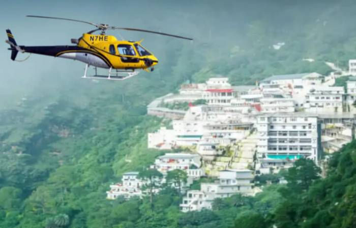 માતા વૈષ્ણો દેવીના શ્રદ્ધાળુઓને મોટી રાહત, 7 દિવસ બાદ ફરીથી શરૂ થઈ હેલિકોપ્ટર સેવા 1 - image