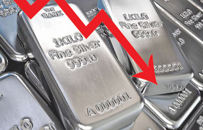 મુંબઈમાં  ચાંદીનો પૂરવઠો વધતા બે દિવસમાં રૂ.10,000 તૂટયા: સોનામાં મક્કમ વલણ 1 - image