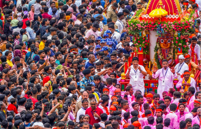 148th Jagannath Rathyatra rolls through Ahmedabad amid minor hiccups 