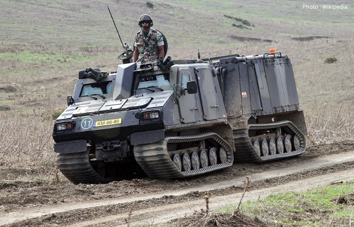 ભારતીય સેના માટે ગુજરાતમાં તૈયાર થશે નવા યુદ્ધ વાહન, જાણો પહાડોથી લઈને પાણીમાં ચાલી શકતા BvS-10ની ખાસિયત 2 - image