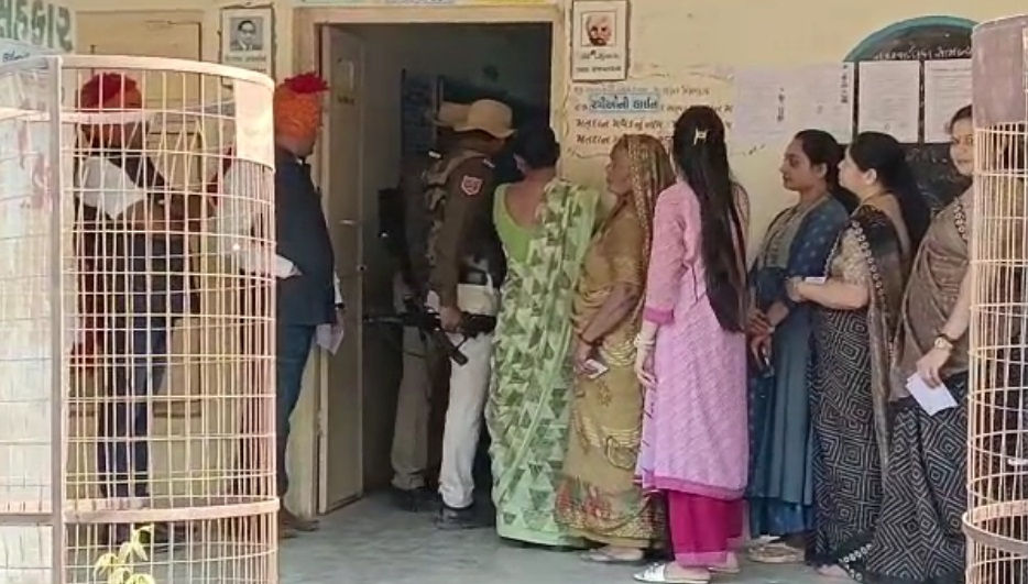 Visavadar and Kadi witness over 54 per cent voter turnout