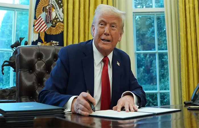 ટ્રમ્પે વધુ વીસ દેશોના નાગરિકોના પ્રવેશ પર પ્રતિબંધ લગાવ્યો 1 - image