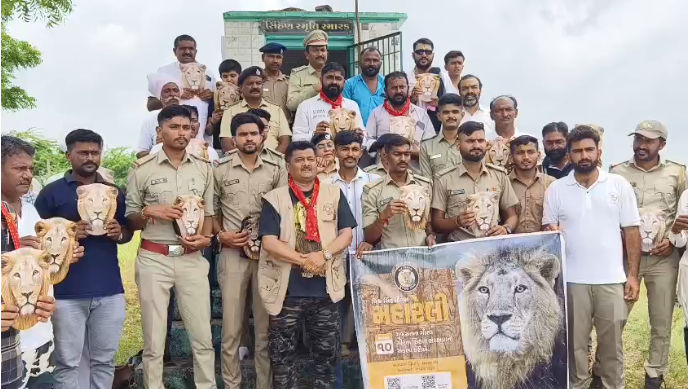 સૌરાષ્ટ્રમાં આવેલું છે વિશ્વનું એકમાત્ર સિંહણનું મંદિર, રોજ થાય છે પૂજા અને આરતી 2 - image