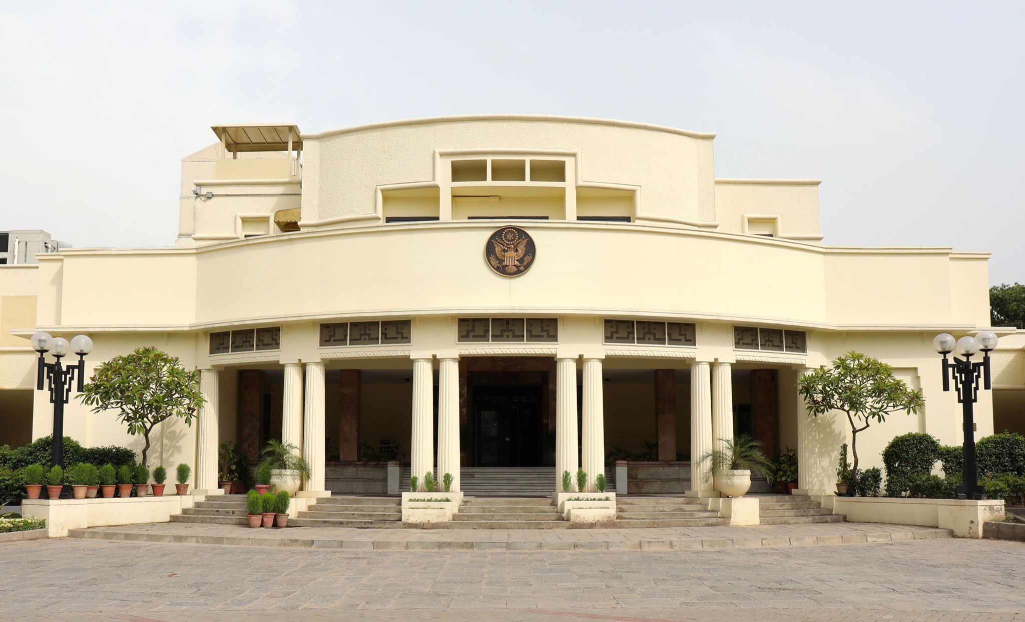 As situation continues to evolve US Consulate in Lahore directs all personnel to shelter in place
