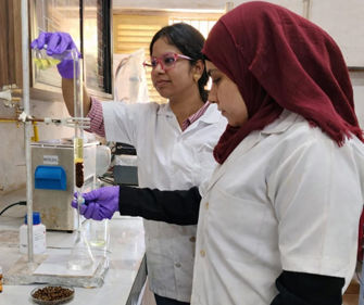 યુનિ.ના કેમેસ્ટ્રી વિભાગના સંશોધકોએ શેવાળનો ઉપયોગ કરીને ઈકો ફ્રેન્ડલી વોટર ફિલ્ટર બનાવ્યું 1 - image