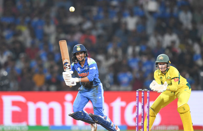 ભારતની મહિલા ક્રિકેટ ટીમે ઈતિહાસ રચ્યો, ઓસ્ટ્રેલિયાને હરાવીને પહોંચી વર્લ્ડકપ ફાઇનલમાં 1 - image