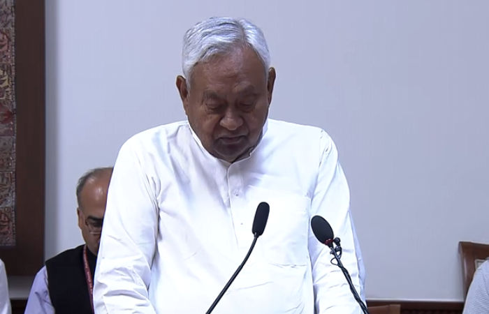 નીતિશ કુમારે રાજ્યસભા સાંસદ તરીકે શપથ લીધા, બિહારના નવા CM અંગે પટનાથી દિલ્હી સુધી બેઠકોનો દોર.