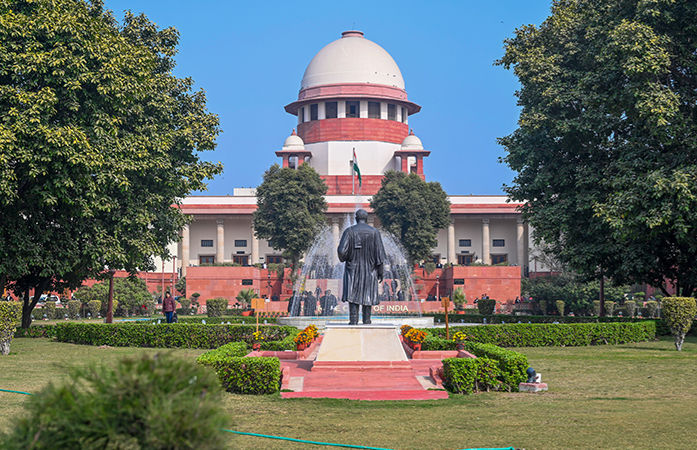 માફીથી નહીં ચાલે, કાવતરા પાછળ કોનો હાથ છે?, પુસ્તક વિવાદમાં કેન્દ્રના 'સોરી' પર સુપ્રીમ કોર્ટની ફટકાર 1 - image