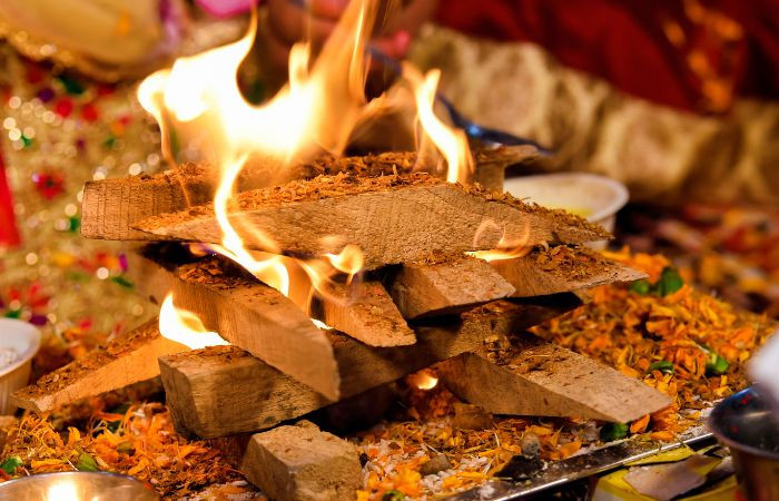  Navratri Maha Ashtami 2025 Old study on havan smoke resurfaces finds 94 per cent drop in airborne bacteria