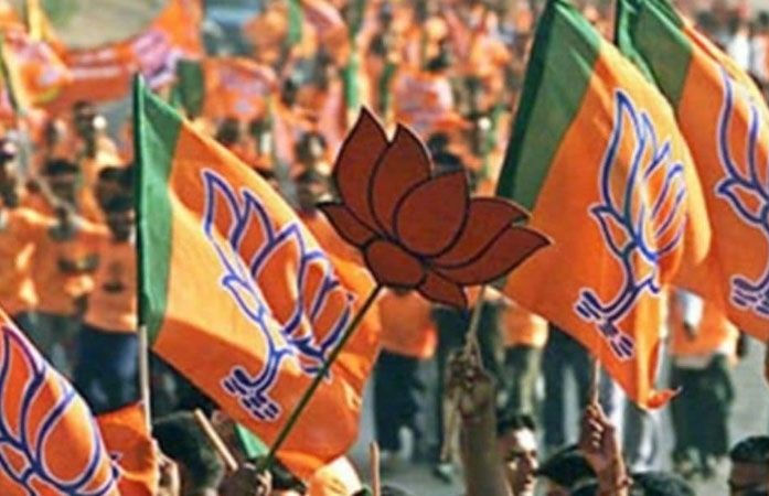 ખેડા ભાજપમાં મોટું ગાબડું, કઠલાલના પૂર્વ ધારાસભ્ય સહિત 200 કાર્યકરો કોંગ્રેસમાં જોડાયા.