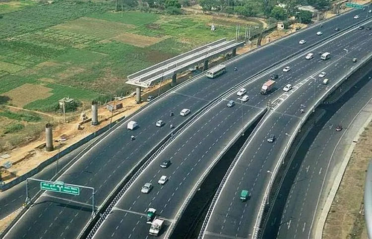 Adalaj Mehsana highway Check traffic diversions due to bridge widening work