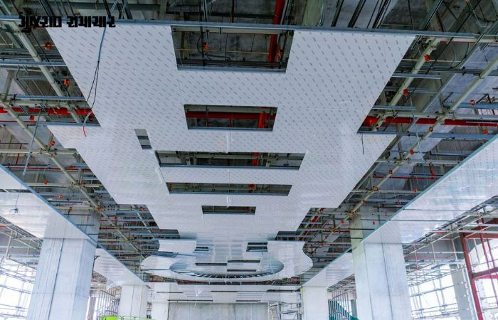 દૂધના ટીપા જેવો આકાર: આણંદમાં તૈયાર થઈ રહ્યું છે દેશનું હાઈટેક બુલેટ ટ્રેન સ્ટેશન, જુઓ EXCLUSIVE તસવીરો 2 - image