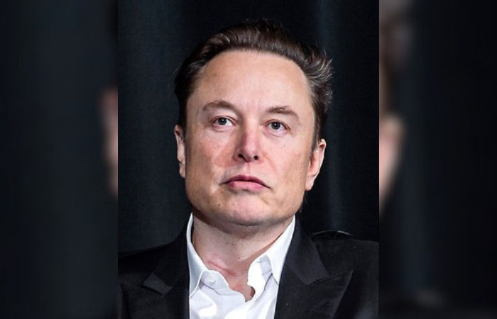 Robots will surpass best human surgeons within 5 years: Elon Musk