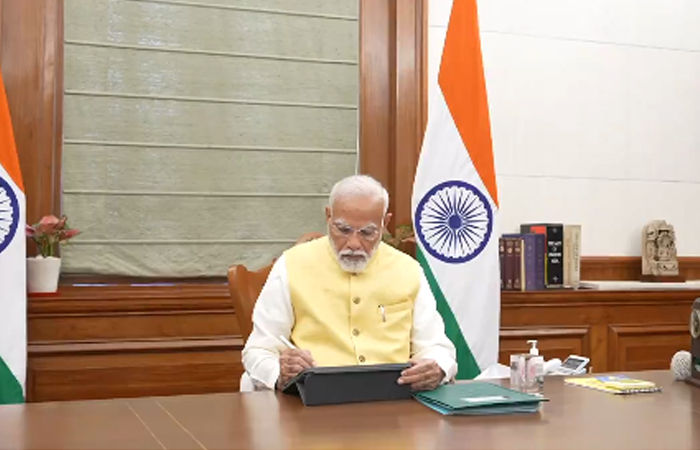 વિદેશથી પાછા આવીને PM મોદીએ બોલાવી 'ઈમરજન્સી બેઠક', મંત્રીઓને દિલ્હી ન છોડવા ફરમાન 1 - image