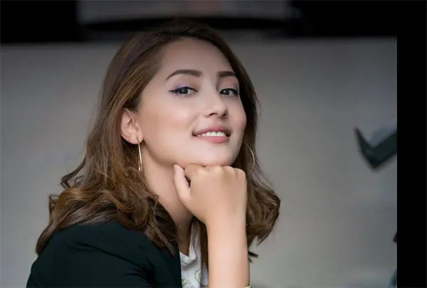 એશિયા કપના ઉદ્ધઘાટનમાં સૌનું ધ્યાન ખેંચનાર આ નેપાળી સિંગર કોણ છે ? 1 - image