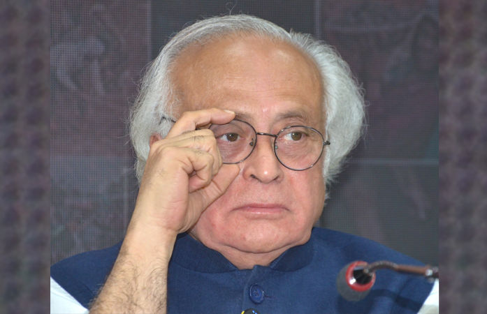 'પંડિત નહેરુ વિશે જુઠ્ઠાણું ફેલાવે છે રાજનાથ સિંહ...', કોંગ્રેસે સરદાર પટેલની દીકરીની ડાયરી શેર કરી 1 - image