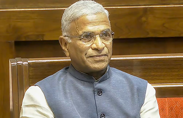 રાજ્યસભામાં હરિવંશ સિંહની 'હેટ્રિક': ઈતિહાસમાં પહેલીવાર રાષ્ટ્રપતિએ નિમેલા સાંસદ બન્યા ઉપાધ્યક્ષ.