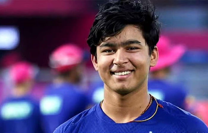 14 વર્ષનો વૈભવ સૂર્યવંશી રણજી ટ્રોફીમાં વાઇસ કૅપ્ટન બન્યો, ઇંગ્લૅન્ડ-ઑસ્ટ્રેલિયામાં ફટકારી હતી સદી 1 - image