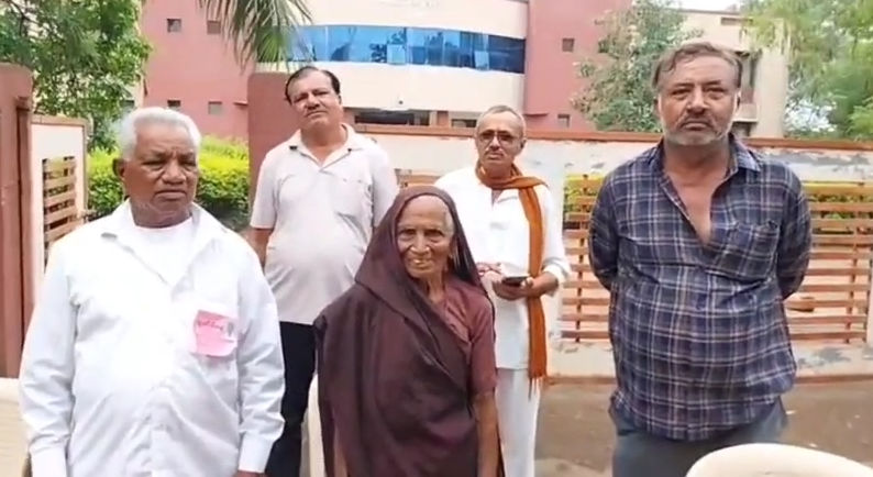 પિતાએ પુત્રને હરાવ્યો તો કોઈ એક વોટથી બન્યા સરપંચ, જુઓ ગુજરાતની પંચાયતની ચૂંટણીના પરિણામ 2 - image