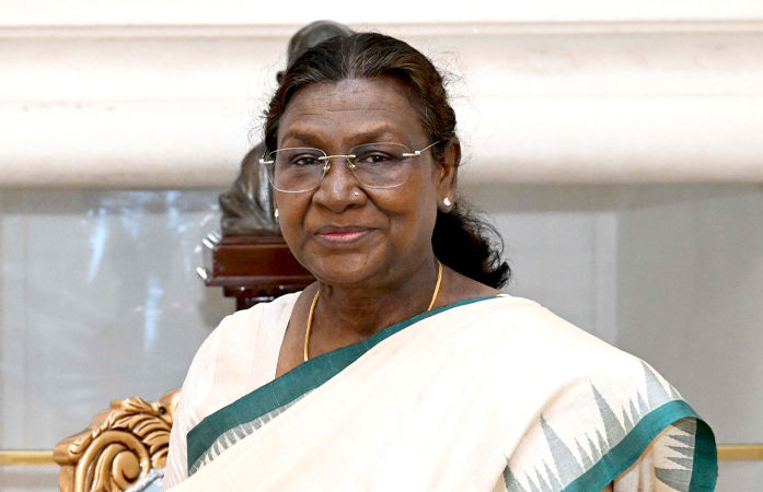 દ્રૌપદી મૂર્મુ સબરીમાલા મંદિરની મુલાકાત લેશે, ભગવાન અયપ્પાની પૂજા કરનાર પ્રથમ રાષ્ટ્રપતિ 1 - image