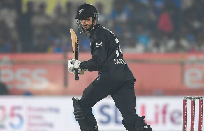 ટીમ ઈન્ડિયાના બોલરોનું શાનદાર પ્રદર્શન, ન્યૂઝીલેન્ડના 8 ખેલાડીઓ પેવેલિયન ભેગા, સ્કોર 180ને પાર 1 - image