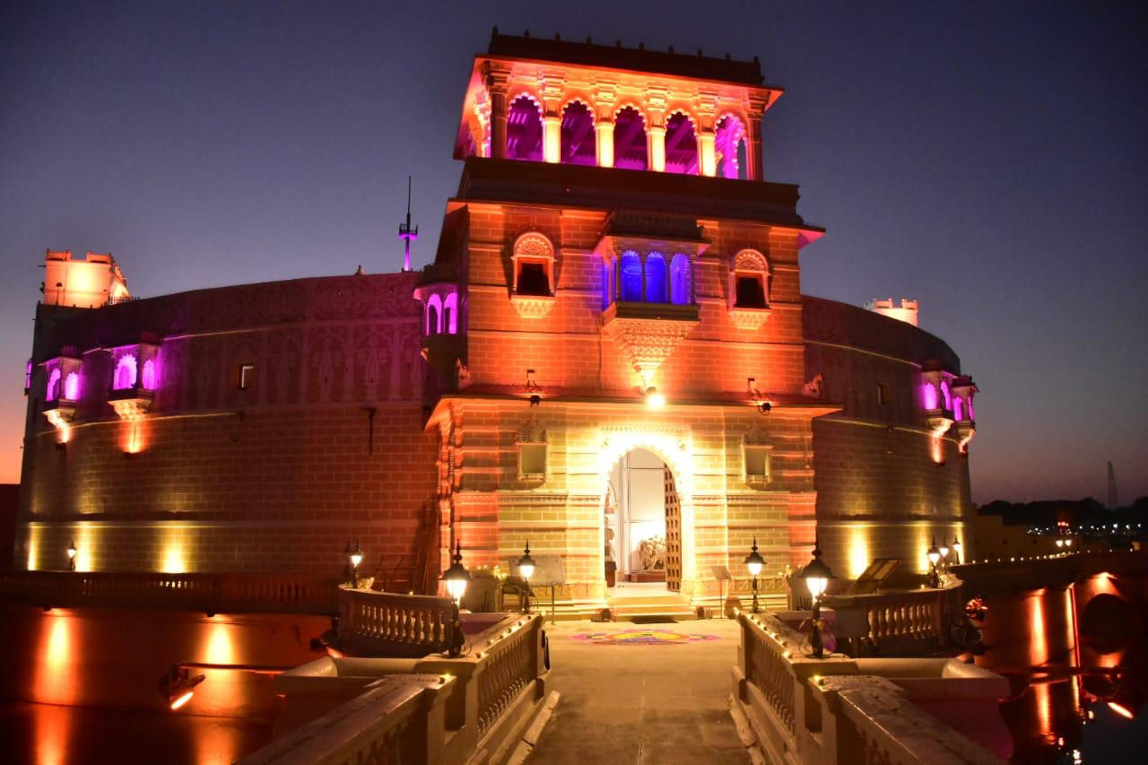 Photo: દિવાળીના તહેવારનો યુનેસ્કોની અમૂર્ત ધરોહર યાદીમાં સમાવેશ થતા જામનગરમાં કરાઈ અનોખી ઉજવણી 2 - image