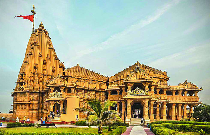 મંદિરમાં છૂપાયેલો આધ્યાત્મિક રહસ્યના ગૂઢ સંકેતોનો ભેદ! 1 - image