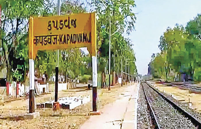 કપડવંજ-નડિયાદ અને મોડાસા રેલવે લાઇન શરૂ કરવા માંગણી 1 - image