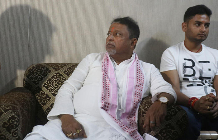 બંગાળના દિગ્ગજ નેતા અને પૂર્વ રેલવે મંત્રી મુકુલ રોયનું નિધન, મમતાએ ગુમાવ્યા જૂના સાથી 1 - image