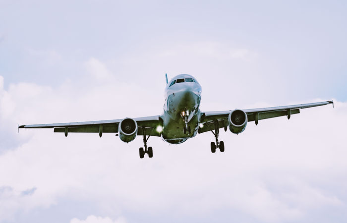 '24 કલાકમાં જવાબ આપો...', DGCAએ ઇન્ડિગોના CEOને મોકલી કારણદર્શક નોટિસ, સરકારનું આકરું વલણ 1 - image