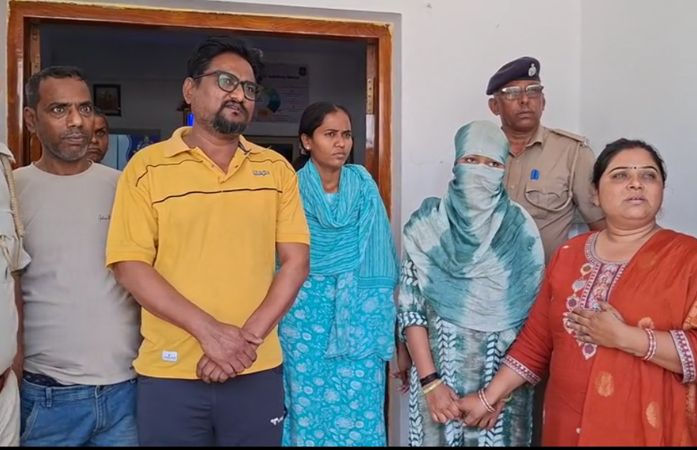 હિંમતનગરમાં લૂંટેરી દુલ્હન ગેંગનો પર્દાફાશ, મેરેજ બ્યુરો ખોલી યુવકોને જાળમાં ફસાવતા દંપતી સહિત 4 ઝડપાયા 1 - image