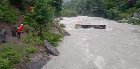 Bus designated to ferry ITBP personnel falls in Sindh nallah in Jammu and Kashmir driver injured